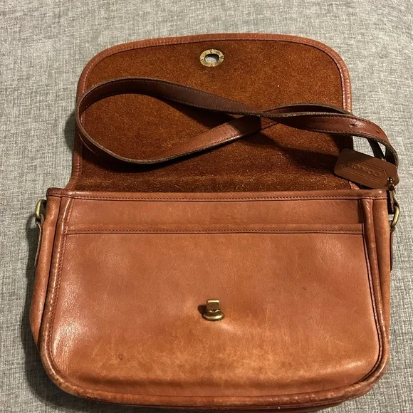 Vintage Coach City Bag #9790 – April 1992 – British Tan – Original Hang Tag - Picture 3 of 14